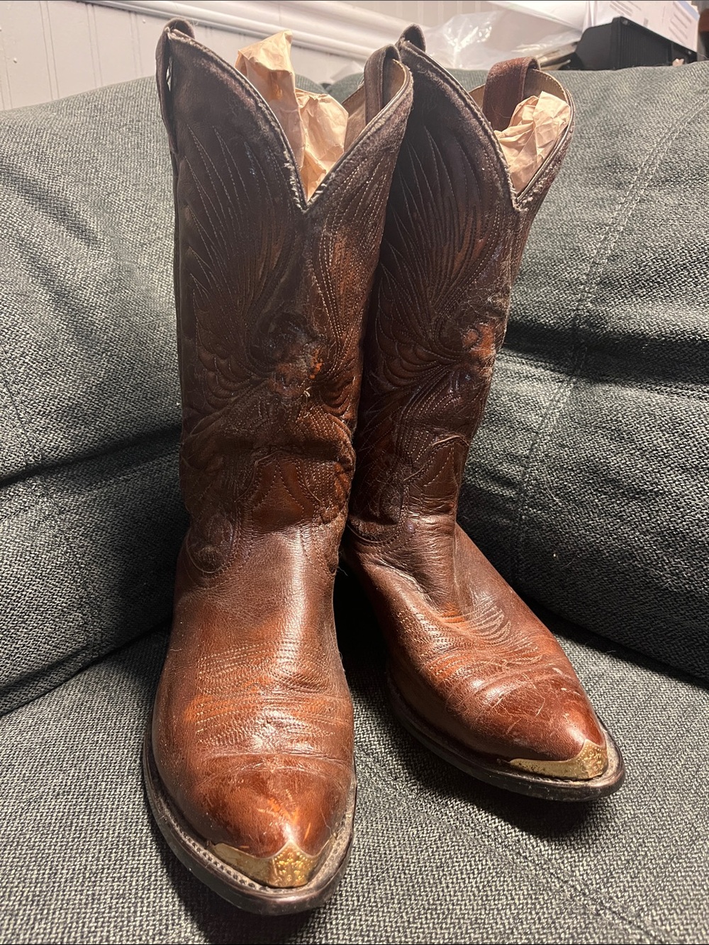 Vintage Men's Brown Leather Western Cowboy Boots - Made in Canada